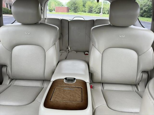 2013 INFINITI QX56 Standard