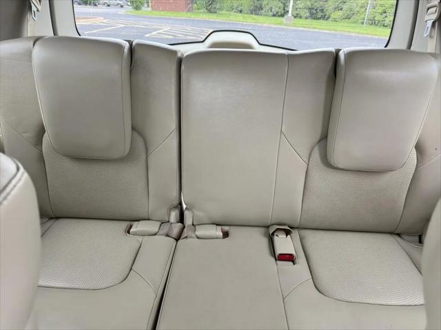 2013 INFINITI QX56 Standard