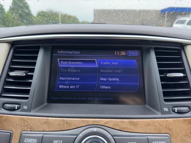 2013 INFINITI QX56 Standard