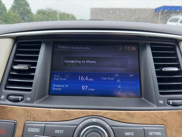 2013 INFINITI QX56 Standard