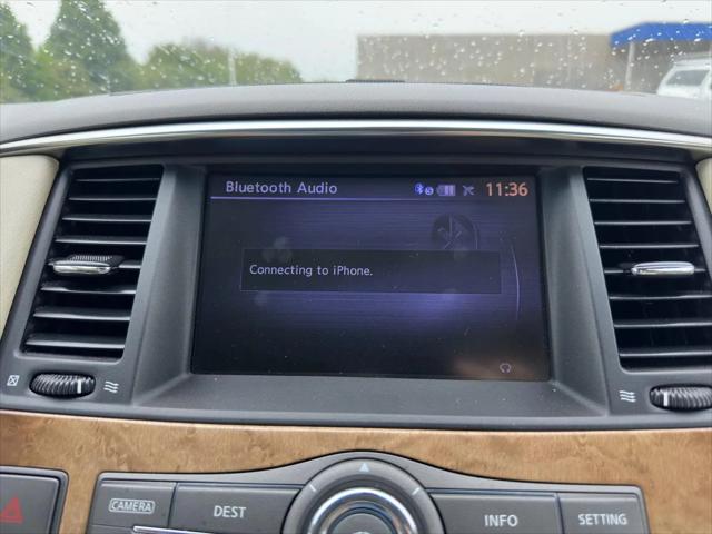 2013 INFINITI QX56 Standard