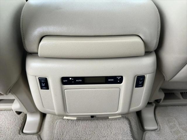 2013 INFINITI QX56 Standard