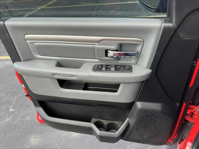 2019 Ram 1500 Classic Big Horn Crew Cab 4x4 5'7" Box