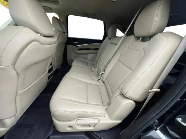 2017 Acura MDX w/Technology Package