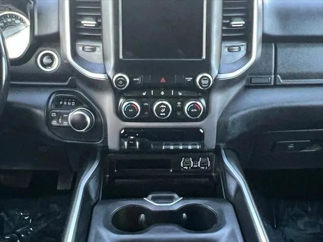 2020 Ram 1500 Big Horn Crew Cab 4x4 5'7" Box