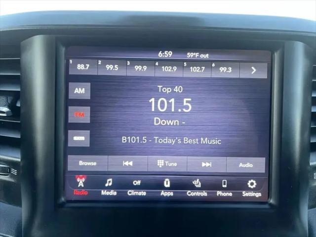 2020 Ram 1500 Big Horn Crew Cab 4x4 5'7" Box
