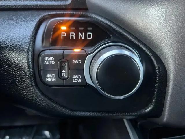 2020 Ram 1500 Big Horn Crew Cab 4x4 5'7" Box