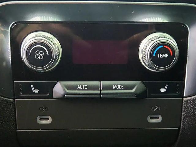 2022 GMC Yukon XL 4WD AT4