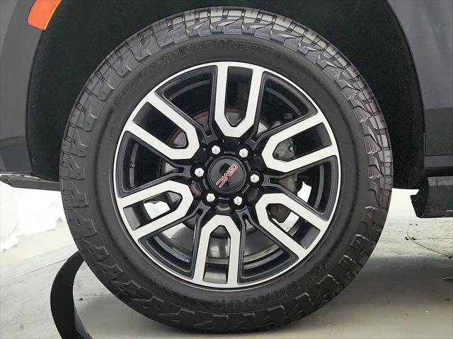 2022 GMC Yukon XL 4WD AT4