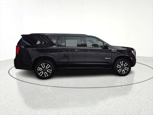 2022 GMC Yukon XL 4WD AT4