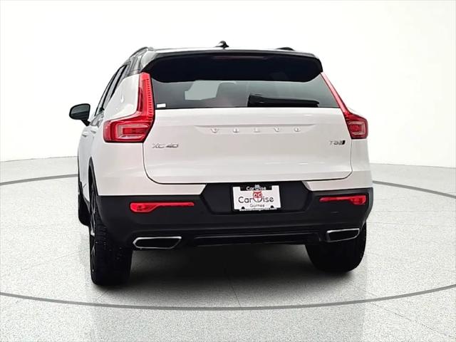 2019 Volvo XC40 T5 R-Design