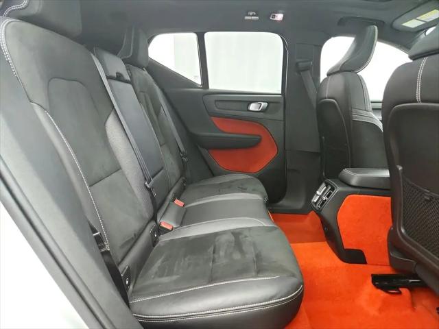 2019 Volvo XC40 T5 R-Design