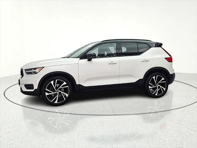 2019 Volvo XC40 T5 R-Design