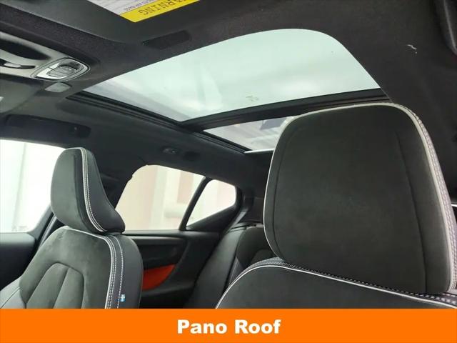 2019 Volvo XC40 T5 R-Design