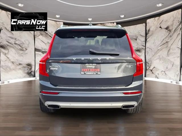 2021 Volvo XC90 T5 Momentum 7 Passenger