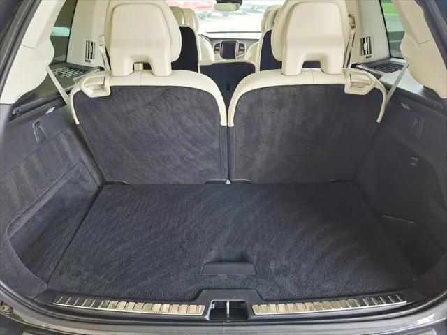 2021 Volvo XC90 T5 Momentum 7 Passenger