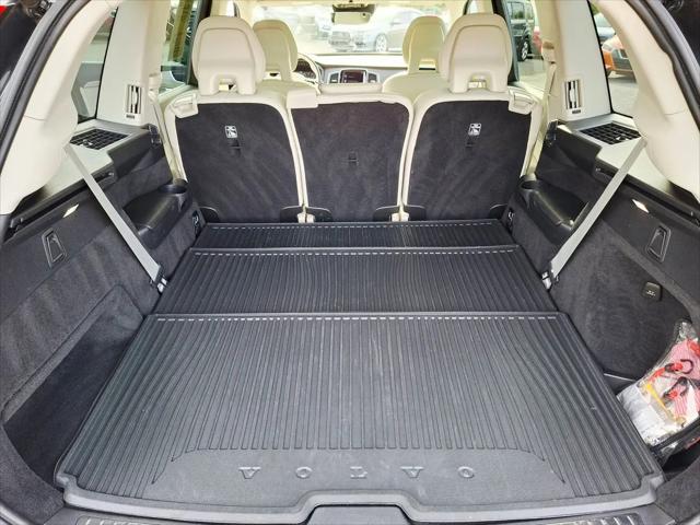 2021 Volvo XC90 T5 Momentum 7 Passenger
