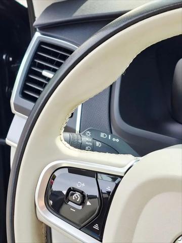 2021 Volvo XC90 T5 Momentum 7 Passenger