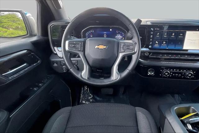 2023 Chevrolet Silverado 1500 4WD Crew Cab Short Bed LT with 2FL