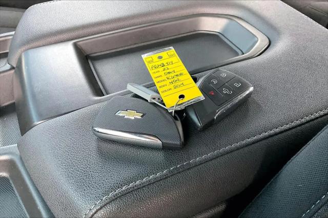 2023 Chevrolet Silverado 1500 4WD Crew Cab Short Bed LT with 2FL