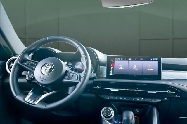 2025 Alfa Romeo Tonale Hybrid EAWD