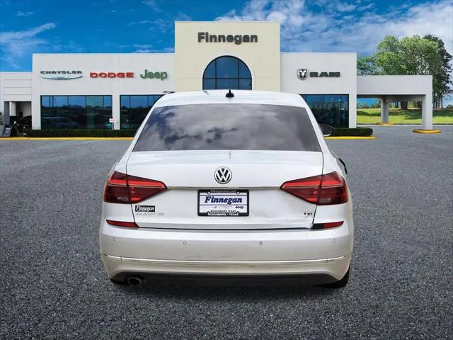2018 Volkswagen Passat 2.0T SE