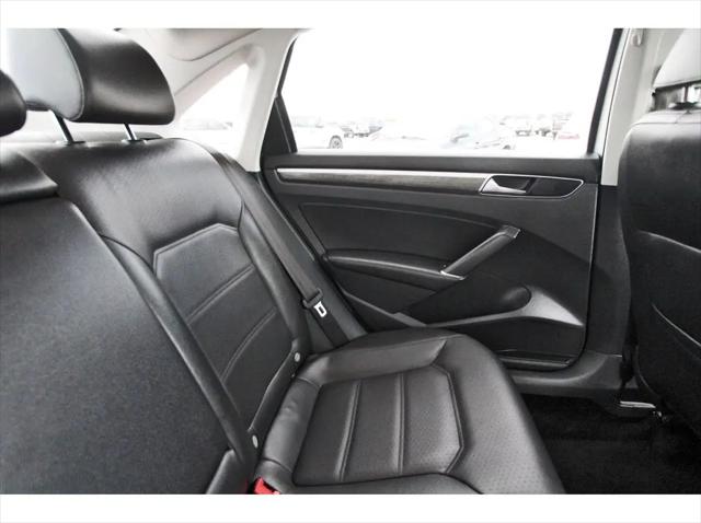 2018 Volkswagen Passat 2.0T SE