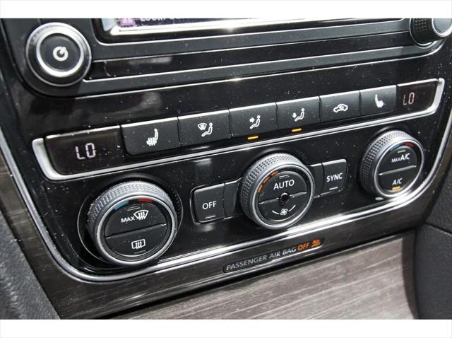 2018 Volkswagen Passat 2.0T SE