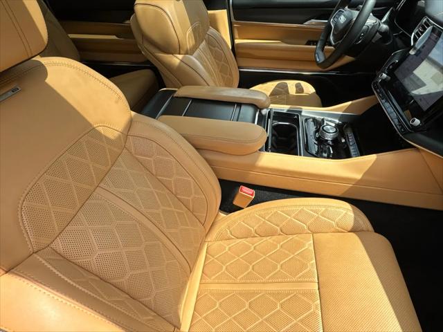 2025 Jeep Grand Wagoneer Series III Obsidian 4x4