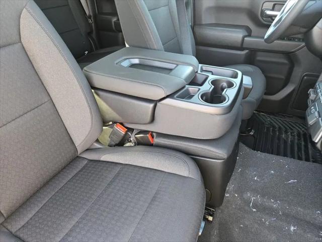 2026 GMC Sierra 2500HD Double Cab, Standard Bed, Pro, RWD