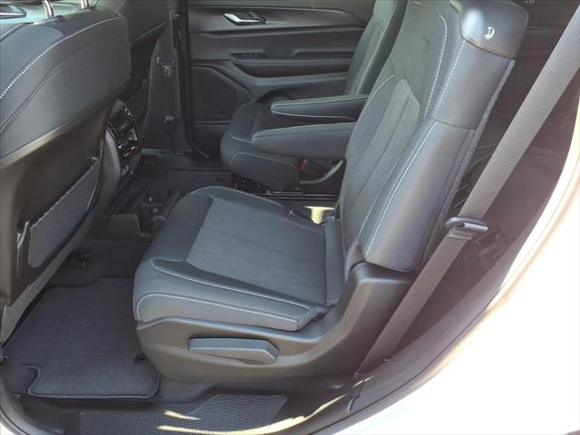 2026 Jeep Grand Cherokee L Altitude 4x4
