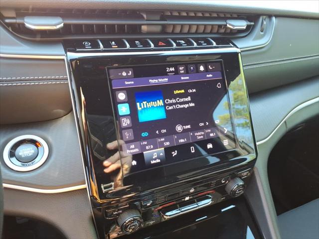 2026 Jeep Grand Cherokee L Altitude 4x4