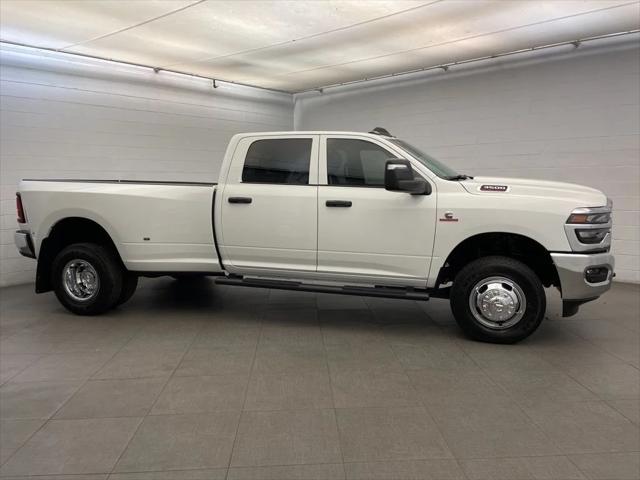 2026 RAM Ram 3500 RAM 3500 TRADESMAN CREW CAB 4X2 8 BOX 2026 RAM Ram 3500 RAM 3500 TRADESMAN CREW CAB 4X2 8 BOX