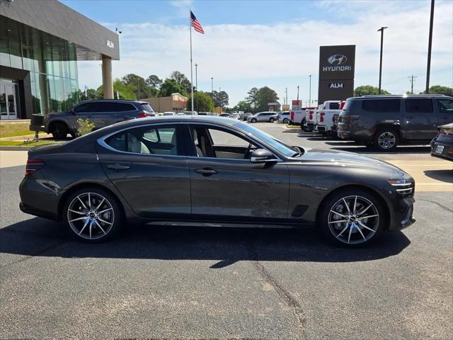 2025 Genesis G70 2.5T RWD