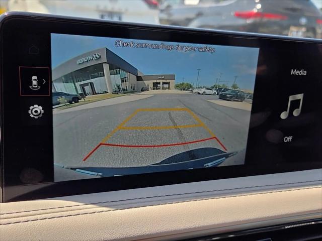 2025 Genesis G70 2.5T RWD