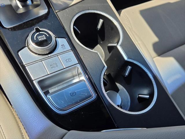 2025 Genesis G70 2.5T RWD