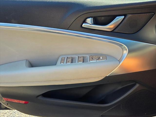 2025 Genesis G70 2.5T RWD
