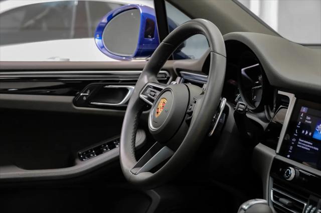 2023 Porsche Macan T