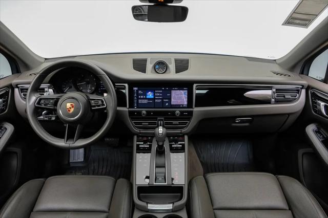 2023 Porsche Macan T