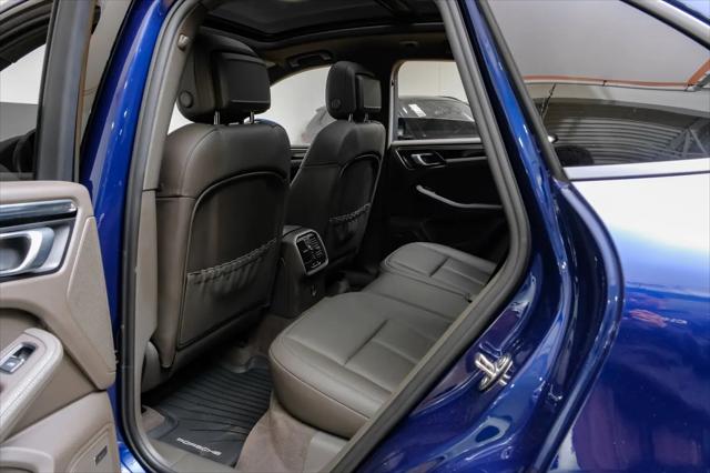 2023 Porsche Macan T