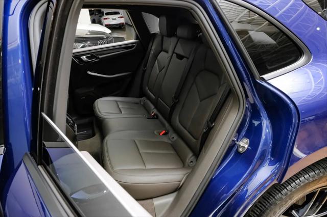 2023 Porsche Macan T