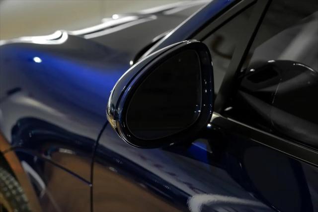 2023 Porsche Macan T