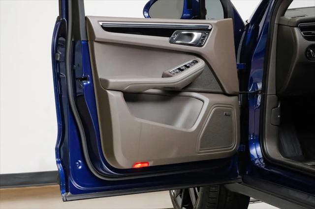 2023 Porsche Macan T