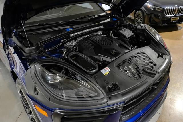 2023 Porsche Macan T