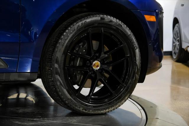 2023 Porsche Macan T