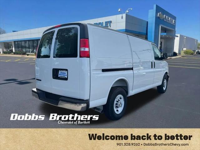 2026 Chevrolet Express Cargo Van 2500 Regular Wheelbase, WT, RWD