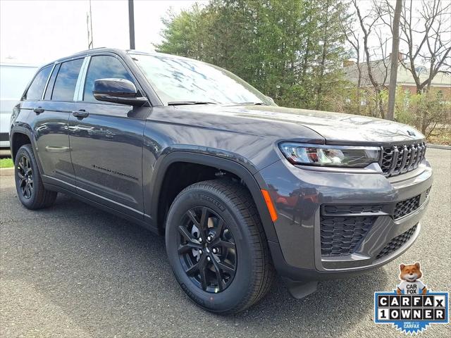 2026 Jeep Grand Cherokee Altitude 4x4