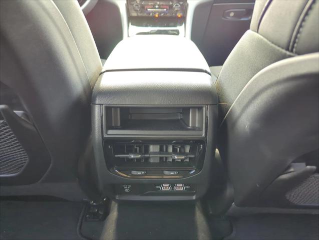 2025 Jeep Grand Cherokee Altitude X 4x2