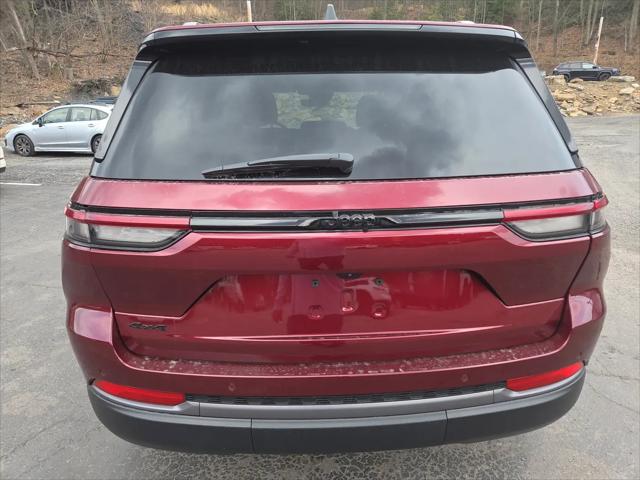 2026 Jeep Grand Cherokee Altitude 4x4