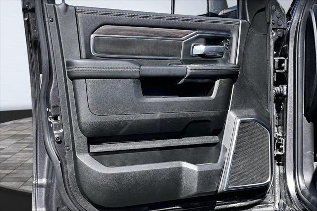 2025 Ram 3500 Laramie Mega Cab 4x4 6'4" Box